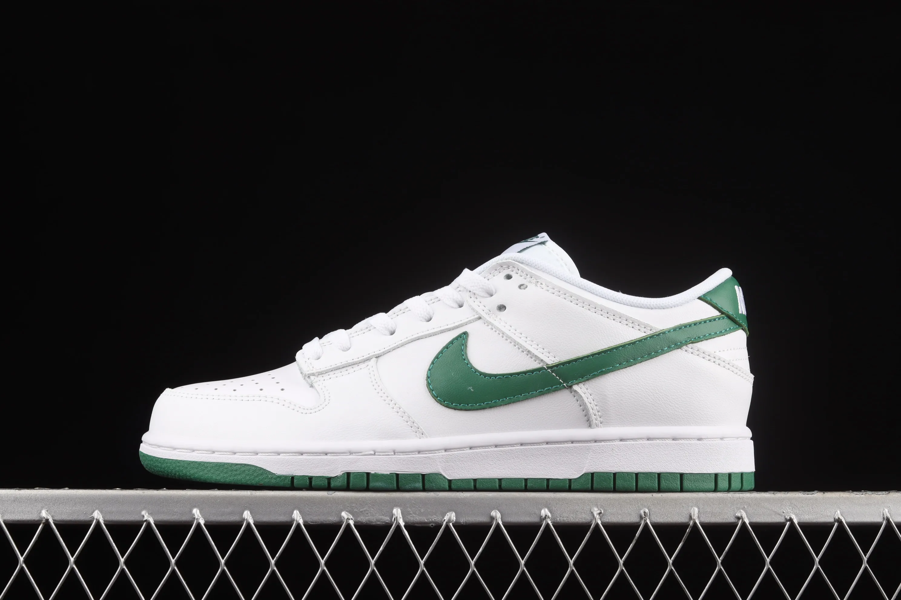All categories Nk SB Dunk Series Nk SB Dunk Low low-top sneakers Nk SB Dunk Low SB dunk series low-top casual sports skateboard shoes DD1503-112